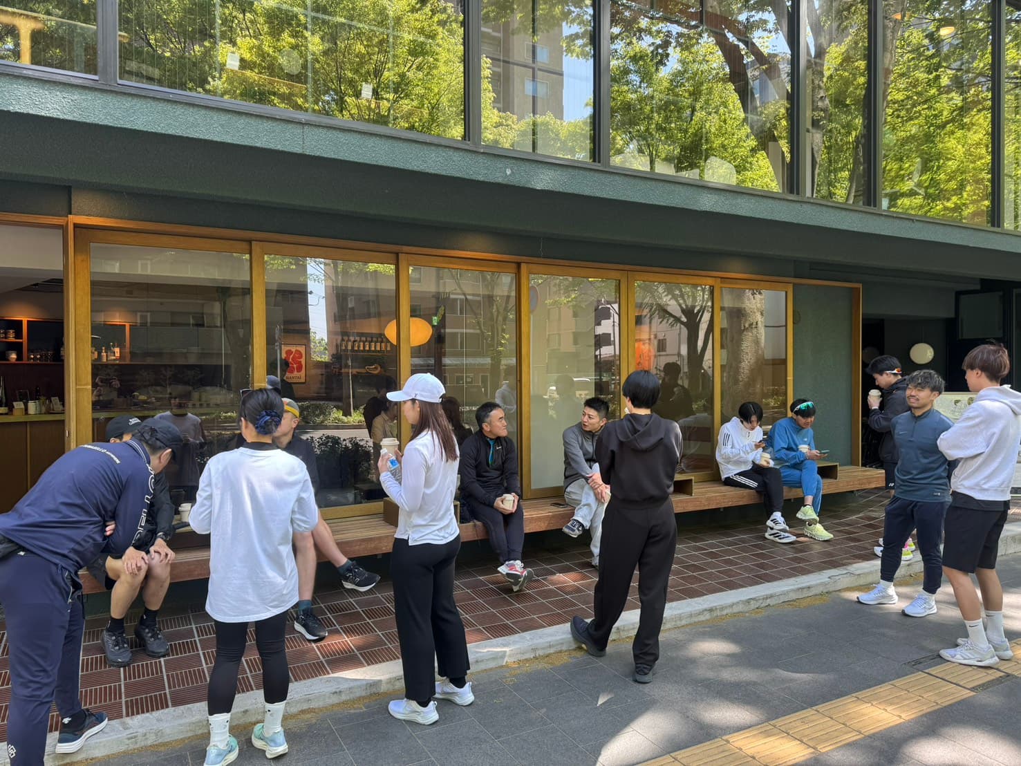 ラン後に交流するRCSメンバー